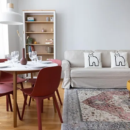 2ndhomes Charming 1br With Sauna In Loennrotinkatu Апартаменты Хельсинки