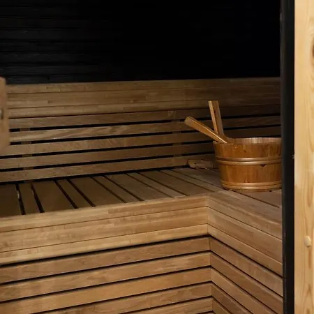 2ndhomes Charming 1br With Sauna In Loennrotinkatu *