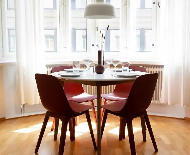 2ndhomes Charming 1br With Sauna In Loennrotinkatu Helsinki