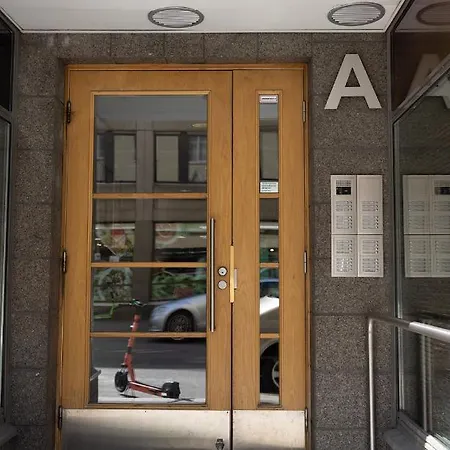 Lejlighed 2ndhomes Charming 1br With Sauna In Loennrotinkatu *